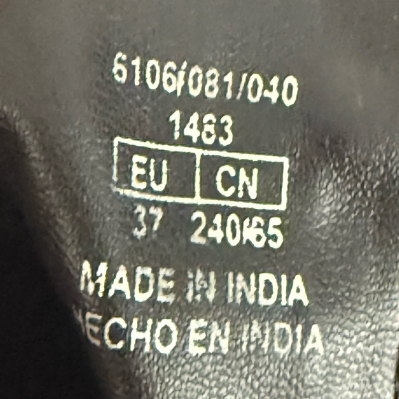 Zara 37 Black Leather Ankle Boots Side Zip Pointed Toe Block Heel - Picture 8 of 9